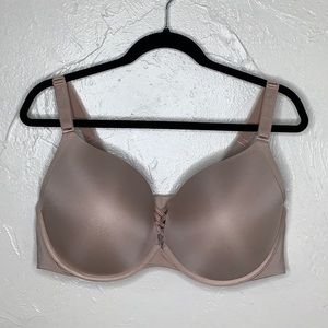 Torrid Curve A21 Nude full coverage Padded Wired bra size 42DDD or 42F EUC